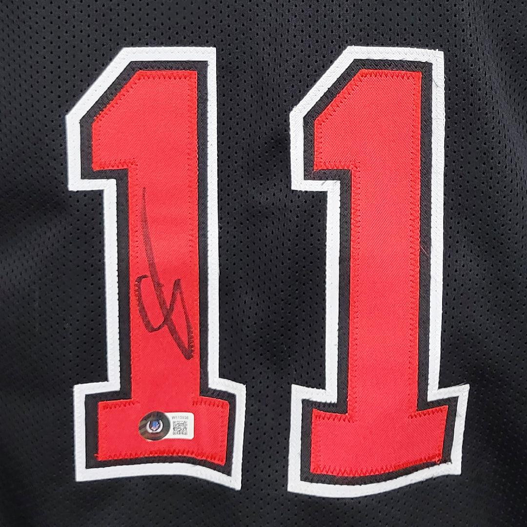 DeMar DeRozan Signed Chicago Black Basketball Jersey (Beckett)