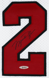 Bulls Michael Jordan Authentic Signed White 1997-98 Nike Jersey UDA #BAH44402