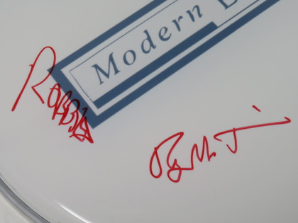 Modern English Signed Drumhead RR59348