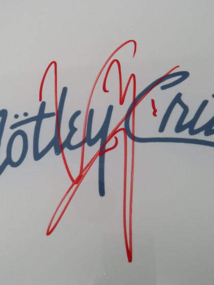 Motley Crue Signed Drumhead WIT698549