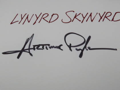 Lynyrd Skynyrd Signed Drumhead RR58813
