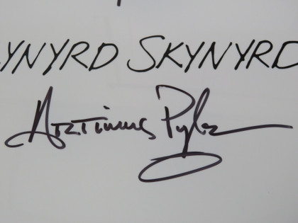 Lynyrd Skynyrd Signed Drumhead RR58802