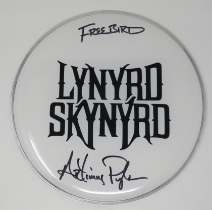 Lynyrd Skynyrd Signed Drumhead LH-WIT838177
