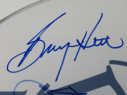 REO Speedwagon Signed Drumhead LH-RR58828