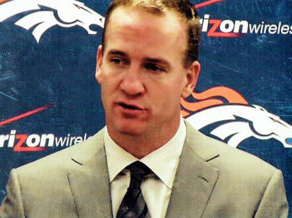 Broncos Peyton Manning '13 Press Conf Worn Zegna Custom Dress Shirt Photo Match