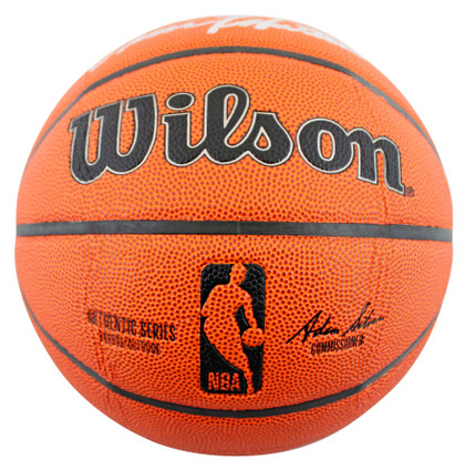 Bucks Oscar Robertson Authentic Signed Wilson Basketball Autographed BAS Witness