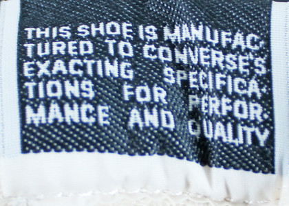 Lakers Magic Johnson Signed Right Black & White Converse Weapon Shoe  BAS Wit 1