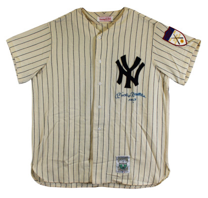 Yankees Mickey Mantle "No. 7" Authentic Signed M&N Pinstripe Jersey BAS #AE13532