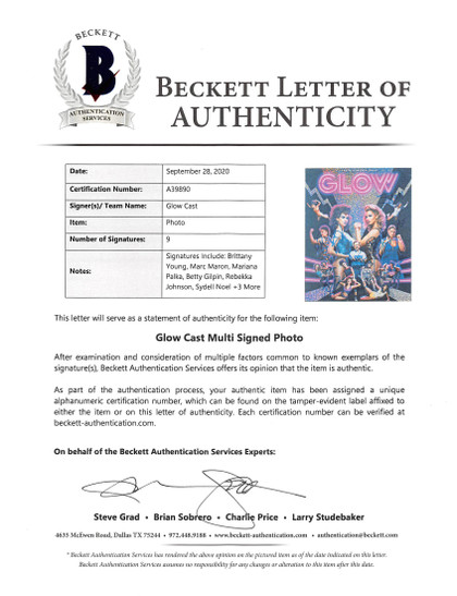 Glow (9) Young, Maron, Palka, Gilpin +6 Signed 8x10 Photo BAS #A39890