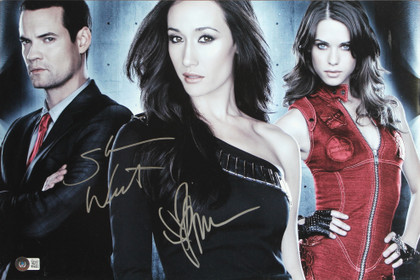 Lyndsy Fonseca & Shane West Nikita Authentic Signed 12x18 Photo BAS #BB22914