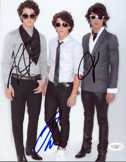 The Jonas Brothers (3) Nick, Joe & Kevin Authentic Signed 8x10 Photo JSA #X14025