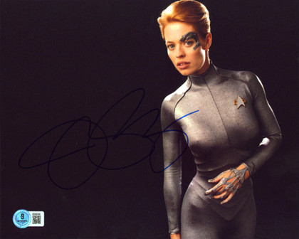 Jeri Ryan Star Trek: Voyager Authentic Signed 8x10 Horizontal Photo BAS 1