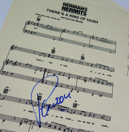 There's A Kind Of Hush (GG36038)