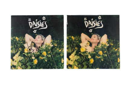 Katy Perry Signed "Daisies" 45