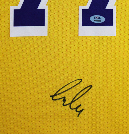 Lakers Luka Doncic Signed Yellow Nike Swingman Framed Jersey PSA/DNA #AP89092