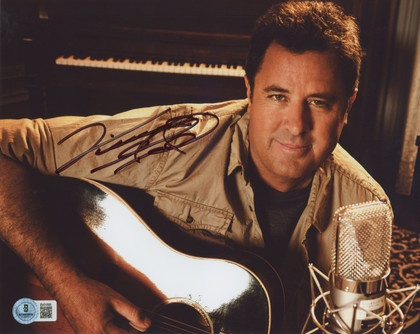 Vince Gill Country Musician Authentic Signed 8x10 Horizontal Photo BAS 12