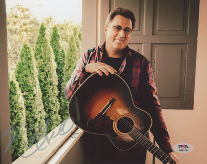 Vince Gill Country Musician Authentic Signed 8x10 Horizontal Photo PSA/DNA 14