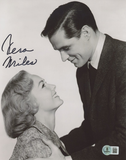 Vera Miles Psycho Authentic Signed 8x10 Vertical Photo Autographed BAS 5