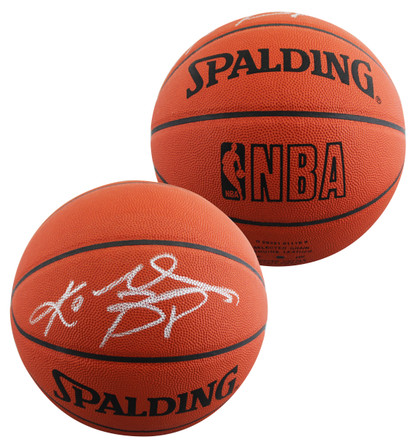 Lakers Kobe Bryant Signed Spalding Official Game Basketball BAS #AE64442