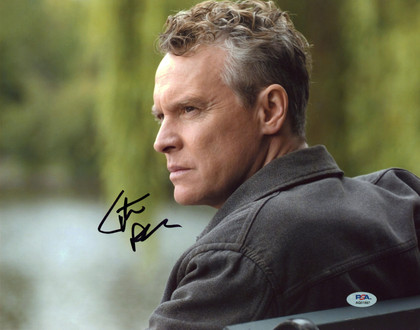 Tate Donovan The Man In The High Castle Signed 11x14 Photo PSA/DNA #AQ51567