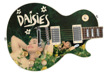 Katy Perry Signed Autographed Daisies Lp Album cd Photo Guitar ACOA