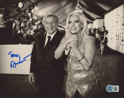 Tony Bennett Authentic Signed 8x10 Horizontal Photo w/ Lady Gaga