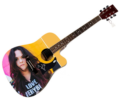 Shelly Fairchild Signed 1:1 Signature Edition Graphics Photo Guitar ACOA