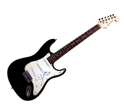 Aretha Franklin Signed Autographed Guitar ACOA Version 1