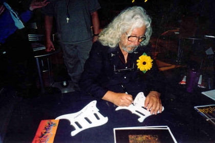 Arlo Guthrie Signed Autographed Custom Airbrushed Guitar ACOA