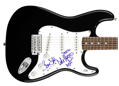 Missing Persons Dale Bozzio Signed Autographed Guitar ACOA Version 1