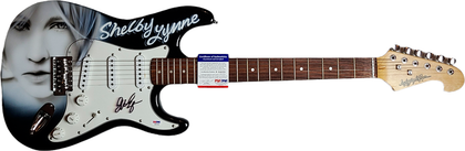 Shelby Lynne Signed Airbrushed Painting Guitar UACC AFTAL RACC TS PSA