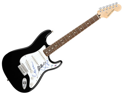 The Pretenders Chrissie Hynde Signed Autographed Guitar Martin Chambers ACOA PSA