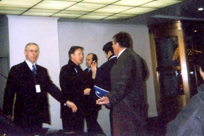 Paul McCartney Autographed "Beatles Brilliance" Left-Handed Hofner Icon Bass Guitar