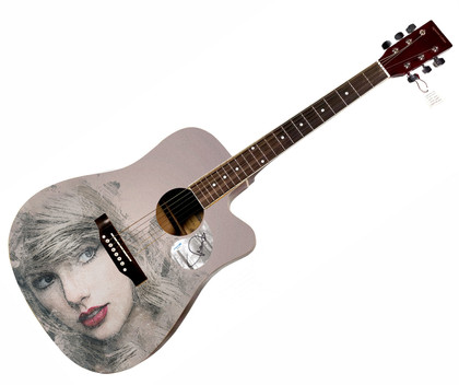 Taylor Swift Autographed w Heart! Custom 1/1 "Artistic Elegance" Graphics Guitar