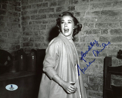Vera Miles Psycho Authentic Signed 8X10 Photo Autographed BAS #B13084