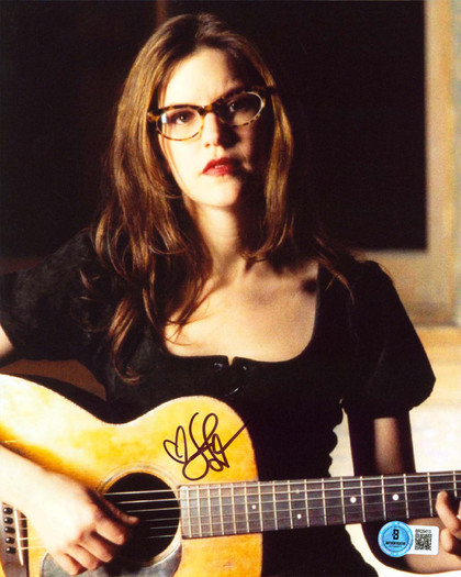 Lisa Loeb Musician Authentic Signed 8x10 Vertical Photo Autographed BAS #BR29413