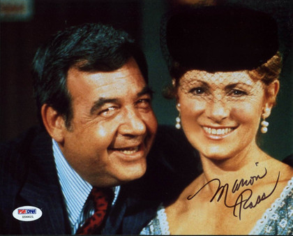 Marion Ross Happy Days Signed Authentic 8X10 Photo Autographed PSA/DNA #Z56621