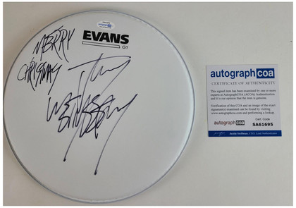 Slipknot Jay Weinberg Signed Evans Drumhead Merry Christmas ACOA