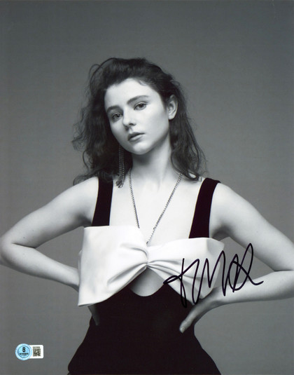 McKenzie Thomasin Jojo Rabbit’s Authentic Signed 11x14 Photo BAS #BS20568