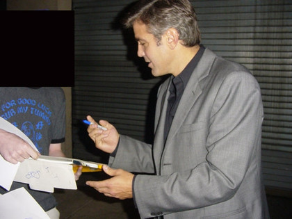 George Clooney Signed Autographed 8x10 Photo Up In The Air