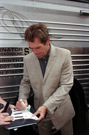Huey Lewis Signed Autographed 8x10 Photo The News ACOA