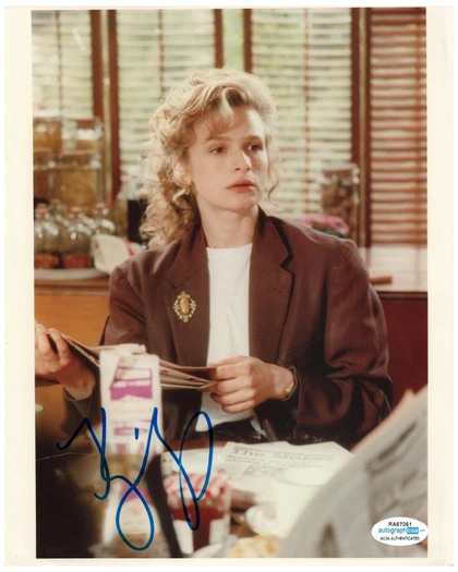 Kyra Sedgwick Signed Autographed 8x10 Photo ACOA Version 4