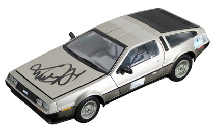 Michael J. Fox Back To The Future Signed 1:18 Die Cast DeLorean Time Machine BAS
