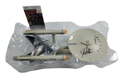 William Shatner Autographed Star Trek Starship Legends U.S.S Enterprise NCC-1701 JSA