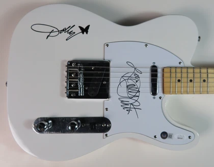 Dolly Parton Signed Electric Guitar BAS JSA