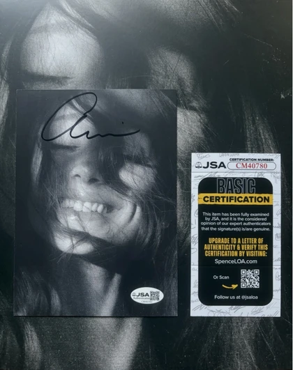 Ariana Grande Signed Petal Vinyl Insert Signature Black Ink JSA COA