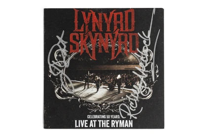 Lynyrd Skynyrd Signed "Live At The Ryman" CD Cover JSA