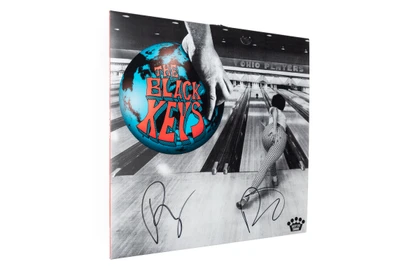 The Black Keys Signed "Ohio Players" LP Cover JSA