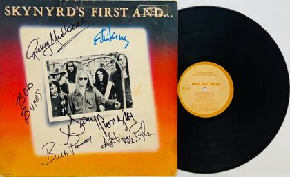 Lynyrd Skynyrd Signed "Skynyrd's First And...Last" LP Cover JSA