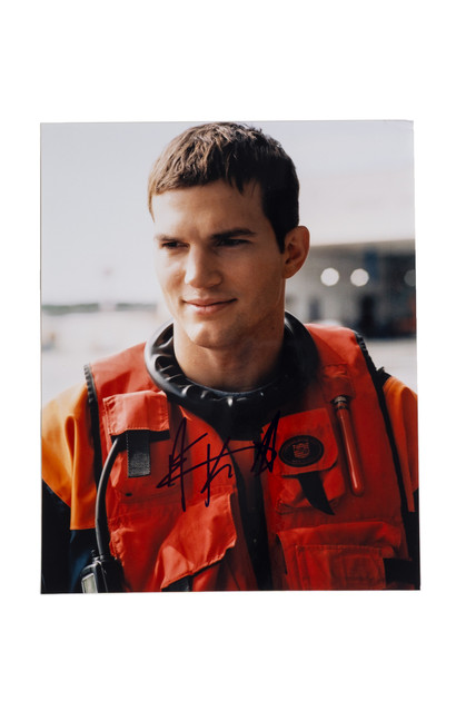 Ashton Kutcher Hand-Signed Photo — The Guardian (2006)
